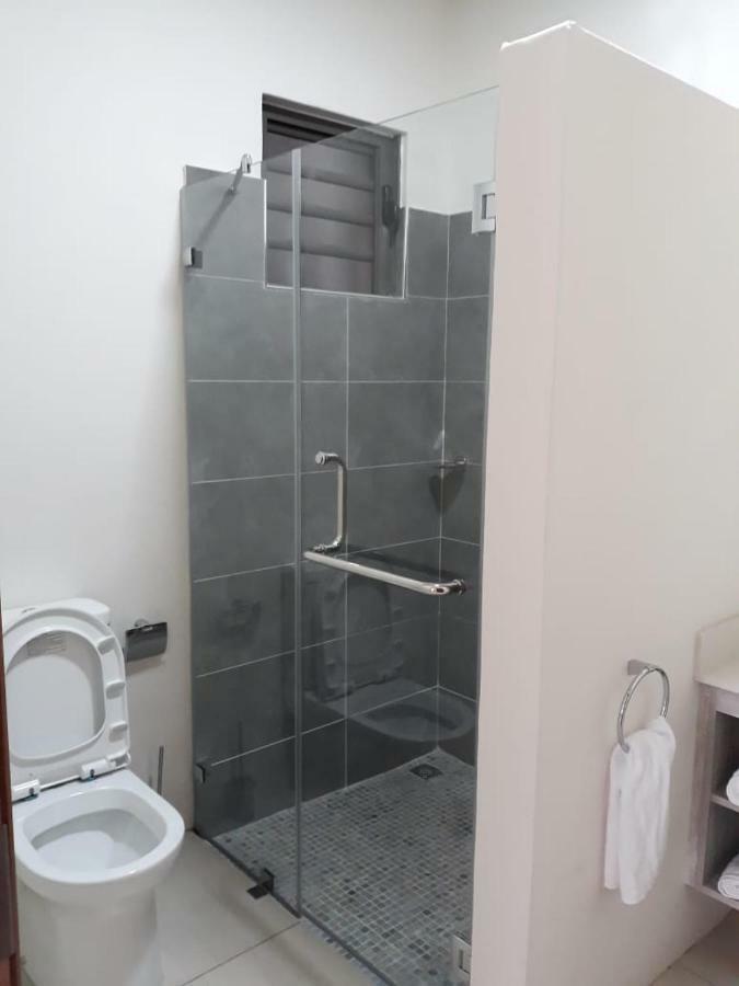 2 Bedroom Flat 15 Mins Walk From Flic En Flac Beach Luaran gambar