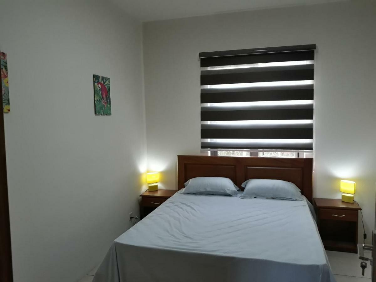 2 Bedroom Flat 15 Mins Walk From Flic En Flac Beach Luaran gambar