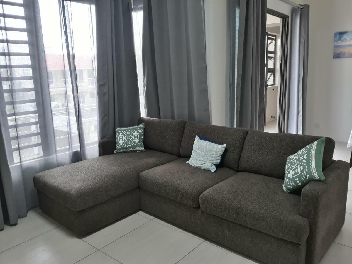 2 Bedroom Flat 15 Mins Walk From Flic En Flac Beach Luaran gambar